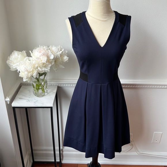Rebecca Taylor Dresses & Skirts - Rebecca Taylor A-line Ponte Knit Dress with Pockets
